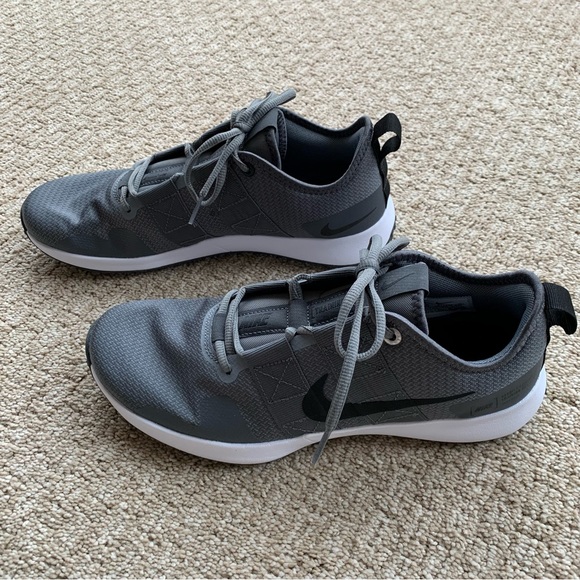 Nike Varsity Complete TR Training Athletic Shoes 10 NWOT Gray - Picture 4 of 9